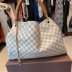 Louis Vuitton Artsy in Damier Azur